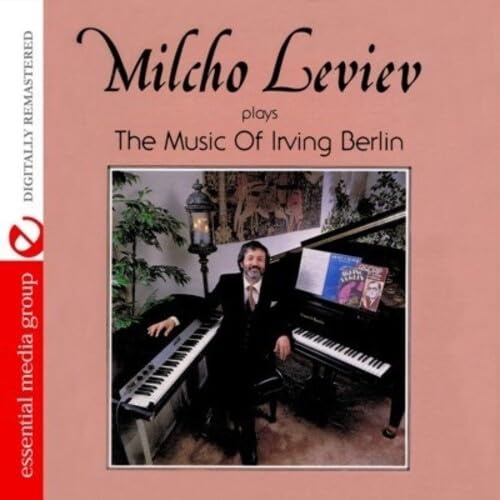 Plays The Music Of Irving Berlin