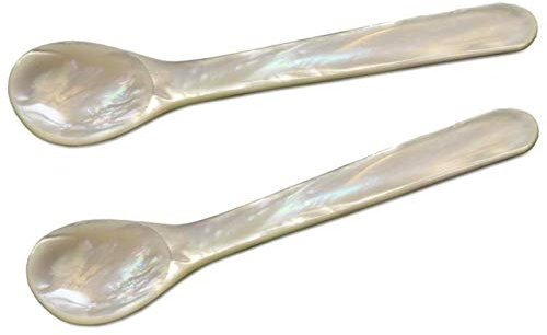 EDZARD 2er Set Eierlöffel (Länge 11 cm) aus echtem Meer-Perlmutt (Pinctada maxima), Handarbeit, 100% Naturprodukt, Griff oben abgerundet, edle Geschenkverpackung, Perlmuttlöffel für Ei und Kaviar