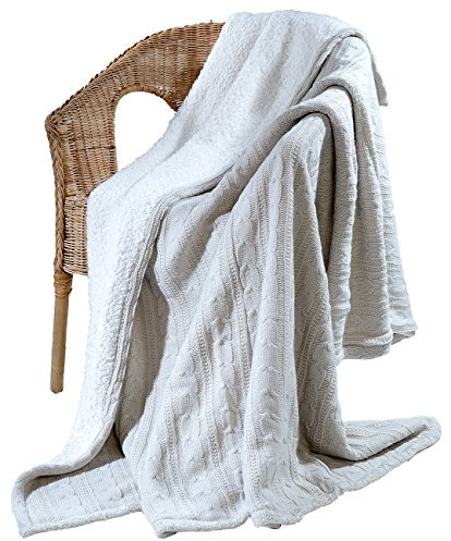 Wilson Gabor Kuscheldecke: Tagesdecke im Strick-Zopf-Design mit Webpelz-Unterseite, 180 x 150 cm (Winter Decke, weiche Kuscheldecke, Mikrofaser)