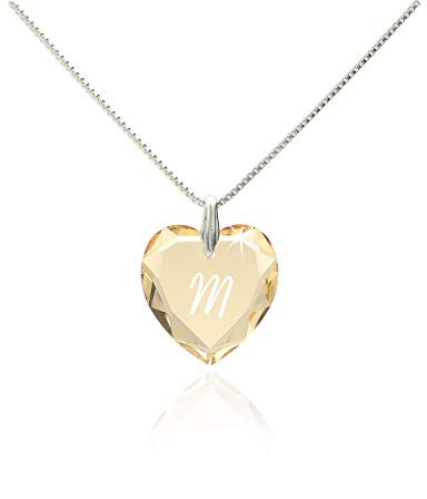 Damen Kette mit Swarovski Crystal Buchstaben Herzanhänger Gravur A - Z filigrane schlichte dezente Halskette Herzkette für die Frau Freundin Schwester zum Valentinstag oder Geburtstagsgeschenk