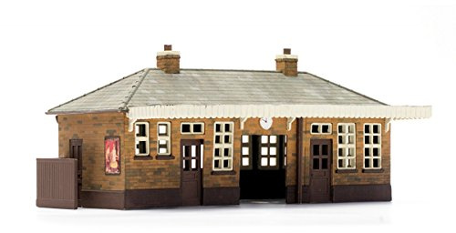 Dapol Model Railway Station Booking Hall Plastic Kit - OO Scale 1/76