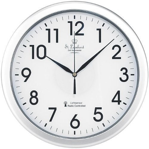 St. Leonhard Wanduhr beleuchtet: Funk-Wanduhr mit Zifferblatt-Beleuchtung & Lichtsensor, kabellos (Funkwanduhr mit Beleuchtung, mit LED, Automatischer)