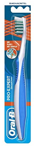 Oral-B Pro-Expert CrossAction Anti-Plaque Medium Manual Toothbrush