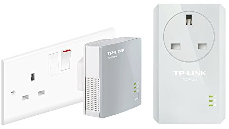 TP-Link TL-PA4016PKIT V1.20 1-Port Passthrough Powerline Adapter Starter Kit, No Configuration Required, UK Plug