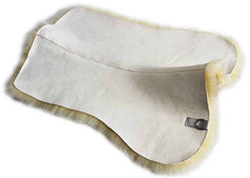 Förster-Fellnest Echt Lammfell Unterlage, Sattelunterlage für Ihre Schabracke, Satteldecke oder Sattelpad. (55-57 cm lang)