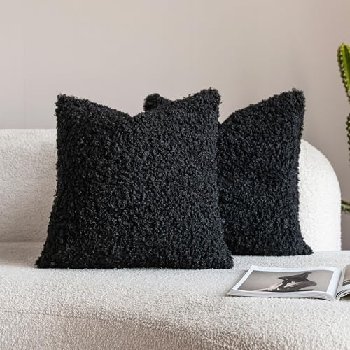 Neelvin 2er Set Dekorative Kissenbezug Teddy Wolle Künstlich Pelz Kissenbezüge Weiche Plüschkissen Kissenhülle Bouclé Zierkissenbezüge Sofakissen für Sofa Schlafzimmer Wohnzimmer 40x40cm Schwarz