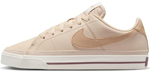 NIKE Damen WMNS Court Legacy NN Sneaker, SANDDRIFT/Hemp-Bronzine-SAIL, 41 EU