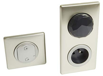 Legrand 067770 Pack de Démarrage Installation Connectée Céliane avec Netatmo, 1 Prise Control, 1 Commande Départ/Arrivée, Titane