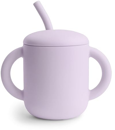 Mushie Träningsmugg Med Sugrör i Silikon | Rekommenderad ålder: Från 6 månader | Rymmer: Ca 175 ml | Spillsäkra och halkfria handtag | Material: 100% Livsmedelsgodkänd Silikon | (Soft Lilac)