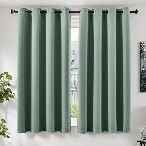 TOPICK Gardinen Verdunklungsvorhänge Vorhänge 2er Set H175xB140 Salbeigrün | Gardinen mit Ösen Wohnzimmer Vorhänge Blickdicht Blackout Schlafzimmer Curtains Fensterdekoration Übergardinen Ösenvorhänge