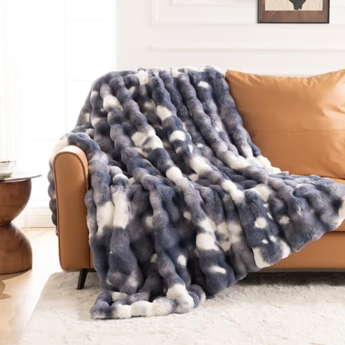 IKALIFE Faux Rabbit Fur Blanket - Warm Thick Fluffy Large Throw, Super Soft Cozy Plush Bubble Blanket For Sofa Bed Couch, Luxury Fuzzy Cosy Throws (150x200cm, Tie-Dye Blue)