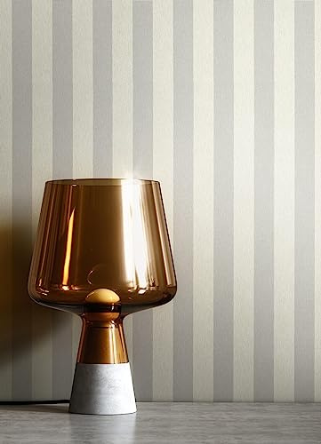 Newroom Vliestapete Taupe Streifen Landhaus Tapete Wohnzimmer | Feine Leinenstruktur, leichter Schimmer, kühles Taupe im Wechsel zu fast weißen Tönen, Mustertapete Schlafzimmer, ansatzfrei