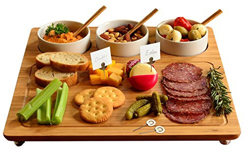 Picnic at Ascot Tabla de queso de bambú/plato de charcutería, incluye 3 cuencos de cerámica con cucharas de bambú y marcadores de queso, 13 x 13 pulgadas, diseñado y calidad comprobada en los Estados