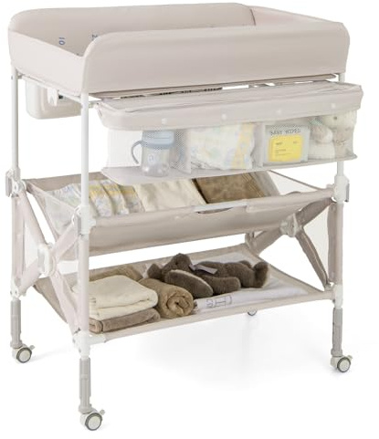 GOPLUS Cambiador Portátil para Bebés, Centro para Cuidado Infantil con Altura Ajustable, Cubierta Impermeable, Estantes y Papelera, Estación Plegable para Pañales con Ruedas (Beige)