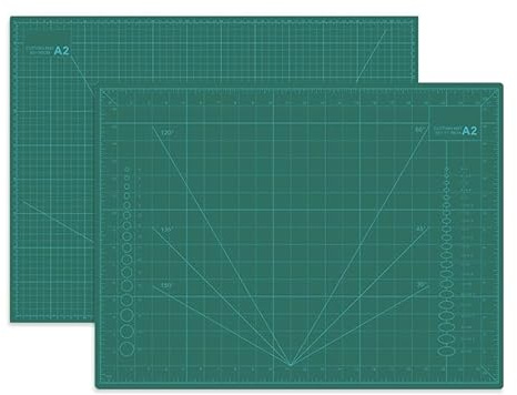 Qatalitic Alfombrilla de corte flexible, tamaño A2 (24 x 18 pulgadas), autorreparable, 5 capas, doble cara con patrón marcado y rejillas (verde), cloruro de polivinilo