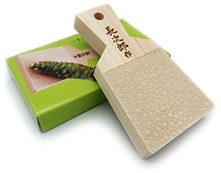 Japanische klassische Reibe für Wasabi und Ingwer, mit Bedienungsanleitung (evtl. nicht in deutscher Sprache), für aromatische, frische Wasabi und Ingwer, hergestellt in Japan (mittel)