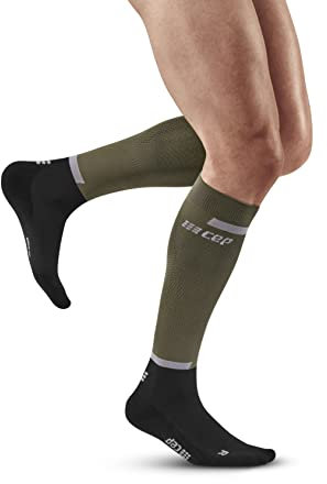 CEP Herren The Run Compression Socks Tall Laufbekleidung Kompressions-Socken Olive/Black - Oliv Iii