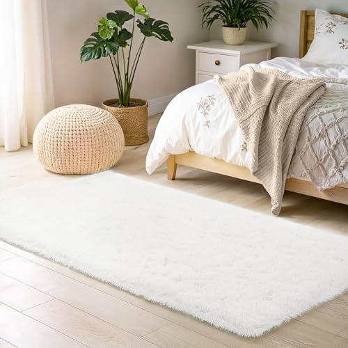 BEIMO Fluffy Faux Fur Bedside Rug 60x110cm, Soft Shaggy Rugs for Bedroom, High Pile Rugs, Non Shedding Plush, Solid Colour Shaggy Rug for Living Room, White