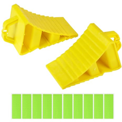 SWAWIS 2 Pièces Jaune Cales de Roue en PE Plastique 190x107x107mm, avec Poignée et 10 Autocollants Réfléchissants, Antidérapant, Cale pour Voiture Remorque Caravane Camping-Car