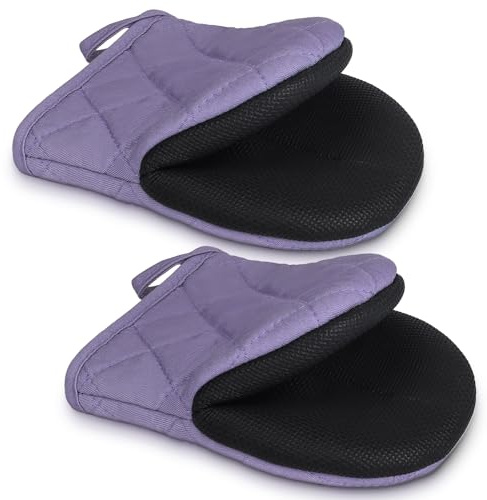 1 Pair Short Oven Mitts - Silicone Kitchen Oven Gloves High Heat Resistant 500℉, Mini Oven Mits with Non-Slip Grip Surfaces and Hanging Loop for BBQ, Baking, Cooking and Grilling (Purple)