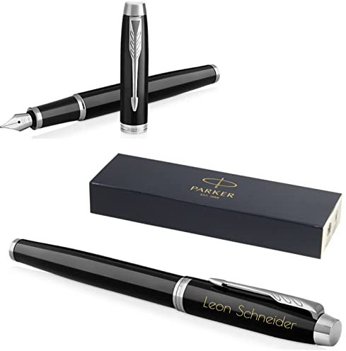 Parker IM Core Füllfederhalter mit Gravur | Premium Stift | Geschenkbox | blaue Tinte | personalisiertes Geschenk | Namen | graviert | Füller | Jahrestag | Geburtstag (Black Lacquer C.C.)