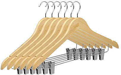 TODO HOGAR - Percha con Pinzas (Pack de 24 Und de 45cm) - (Color Madera Natural) Ideal para Pantalones, con Muescas para Tirantes y Gancho de Acero.
