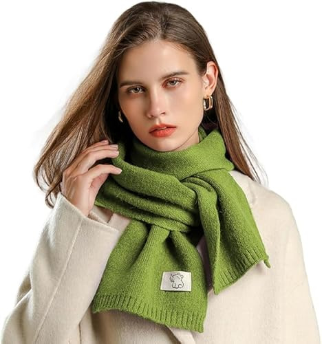 Xifrika Damen-Strickschal ohne Fransen in der Farbe Hellgrün – Weich, Warm, Elegant und Kratzfrei. Winterschal in Größe 160x20 cm für den Alltag.