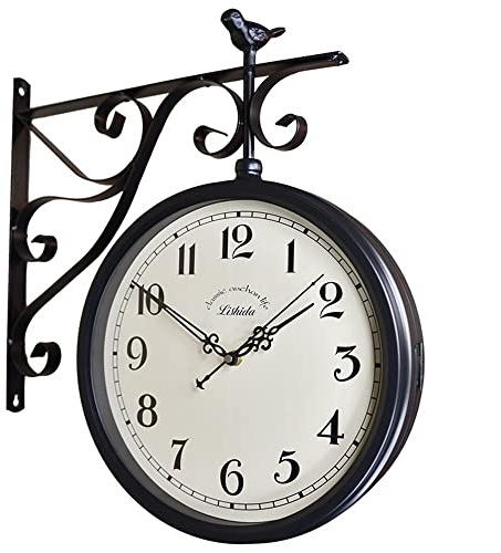 Retro Bahnhofsuhr Doppelseitige Hängsuhr im Freien, doppelseitige Metall -Uhr -Uhr -Uhr, Antique -Look -Bahnhofsuhr, zweiseitige Uhr for Terrasse, Garage, Zaun, Haus, Wohnzimmerkunst dekorativ