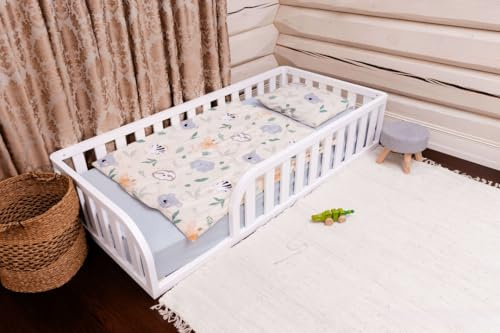 Mandrele - Montessori Bett, Bodenbett mit Lattenrost, Rausfallschutz Bett, Kinderbett, Holzbett mit Bettgestell für Jungen und Mädchen, 90x200 cm, Weiß