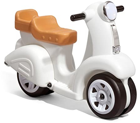 Step2 Ride Along Scooter da Gioco di plastica in bianco | Scooter per bambini per l'esterno | Veicolo per bambini/Slider/Scivolo auto a partire da 1,5 anni