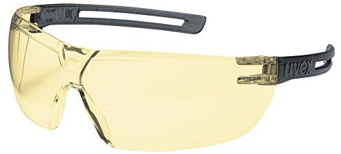 uvex x-fit Schutzbrille 9199 - Kratzfest & Beschlagfrei, 100% UV-400-Schutz - Sicherheitsbrille mit Bernsteinfarbener Scheibe - Chemikalienbeständige Arbeitsbrille für Labore