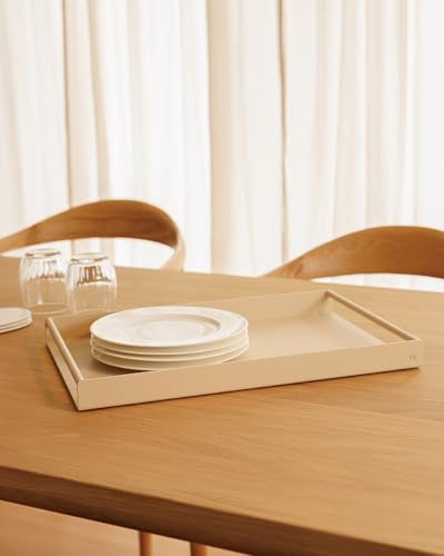 Metallbude Serviertablett DAVA - Cashew - Minimalistisches Serviertablett aus pulverbeschichtetem Metall - 45x30x4 cm