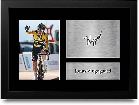 HWC Trading FR A4 Jonas Vingegaard Geschenke Gedrucktes Signiertes Autogramm Foto für Fans von Radsport Memorabilien - A4 Gerahmt