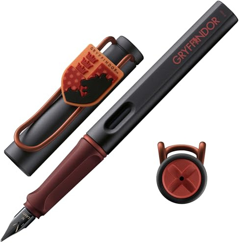 Lamy Safari Harry Potter Gryffindor Fountain Pen – Special Edition fountain Pen with House Crest – steel nib in medium width – with ergonomic grip – incl. T10 blue ink cartridge – Right-Handed