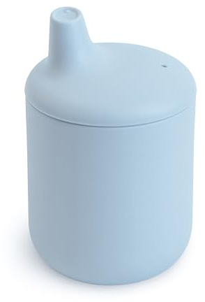 Mushie Pipmugg i Silikon | Rekommenderad ålder: Från 6 månader | Rymmer: Ca 175 ml | Tål Diskmaskin och Mikrovågsugn | Material: 100% Livsmedelsgodkänd Silikon | (Powder Blue)