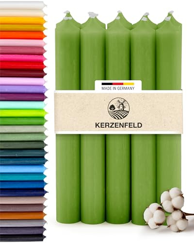 Premium Stabkerzen Grün durchgefärbt, 10 Stück, 180mm x 22mm | Made in Germany, Lange Brenndauer 8+ Stunden - Bunte Spitzkerzen Ohne Tropfen & Rußen - RAL-Zertifizierte Haushaltskerzen