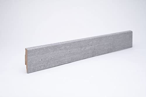 Leiste24 Dekor-Sockelleiste 60mm I Fußleiste 60 Höhe I stabiles MDF mit Dekor I Länge 2.600 mm I Bodenleiste mit integriertem Kabelkanal + Clipfräsung I Betongrau