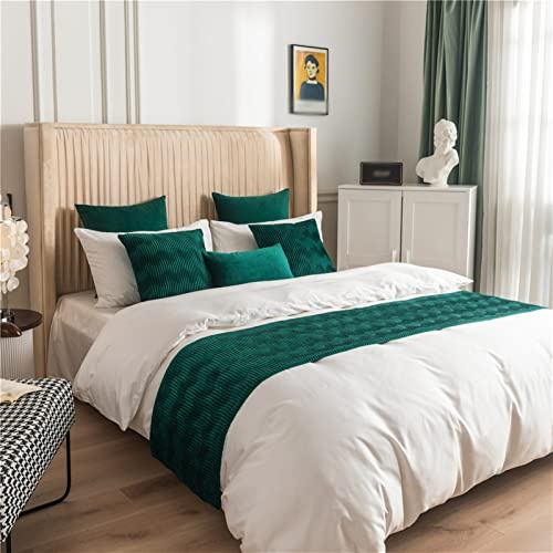 Fudaiki Bed Runner Solid Quilted Fleece Bed Throws for Foot of Bed Bedding Scarf Protection for Bedroom Hotel Full/Queen Green