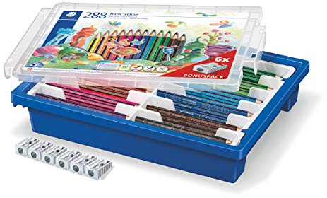 STAEDTLER Buntstift Noris colour, erhöhte Bruchfestigkeit, Dreikantform, ergonomische Soft-Oberfläche, WOPEX Material, Set mit 288 Stiften in 12 Farben und 6 Anspitzern, Klassensatz, 187 G288 | Ergonomisches Dreikantformat, aus PEFC-Holz – für Kinder & Erwachsene – Art.-Nr. 187 G288