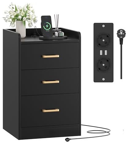 FirFurd Table de Chevet avec Multiprise, Table de Nuit Noire | Commode 3 tiroirs | 2 prises CA/USB | 66x40x38cm | Bords surélevés | Pratique et esthétique | Pour chambre, bureau, salon
