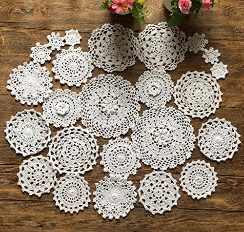 MINDPLUS Set di 24 Centrini all'Uncinetto a Mano Centrini in Pizzo all'Uncinetto in Cotone Mini Tovaglietta 5-18 cm Rotondi Bianco Vintage Matrimonio Tea Party (24 pezzi Bianco)
