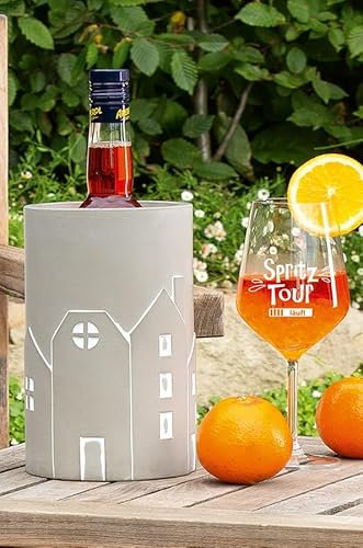 CULT at home Weinkühler Flaschen Kühler aus Zement - Farbe: Beton Grau Höhe 21,5 cm Ø 13,5 cm – Getränkekühler Federweißer Sommerzeit mit Häuser Motiv