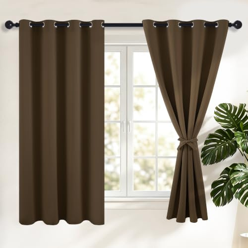 Hiasan mörkläggningsgardiner gardiner med öljetter, bruna ogenomskinliga gardiner, 2 stycken, 132 x 160 cm (bredd x höjd), mjuka skjutgardiner för sovrum, vardagsrum etc.