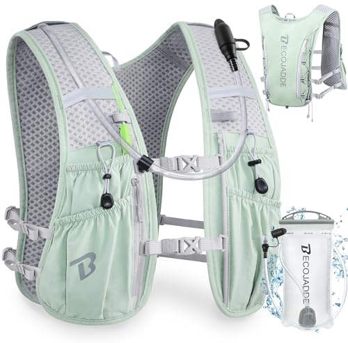BECOJADDE Running Vest Hydration Backpack Lightweight 5L Water Pack with One 1.5L Water Bag for Men Women, Running Backpack Hydration for Marathon, Trail, Cycling, Hiking, Jogging, Green