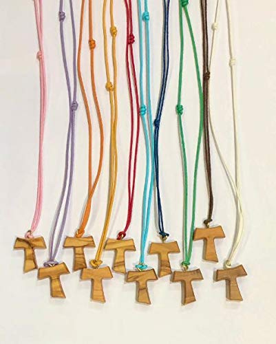 IL SOLE Tau 50 pz in legno di ulivo con cordoncino colorato, croce di San Francesco d'Assisi 2,2 centimetri con i 3 nodi Francescani con 1 Certificato di qualità materiale realizzato vicino ad Assisi