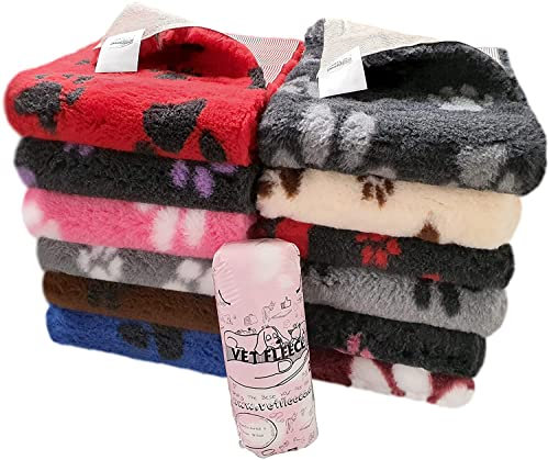 Vet Fleece Bedding | Vet Bed Original Non-Slip | for Puppys and Dogs | Manufactured in our British Mill| 36 x 36 (0.90m x 0.90m) Pink with White Multi-Paws | Quick Drying | Washable | Dog Bed