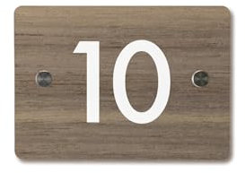 Personalised House Number Plaque 148mm x 104mm Wood Effect Address House Sign Door Number Plate Contemporary Modern Printed Address Signage With Hidden Fixings Waterproof & Scratch-Resistant
