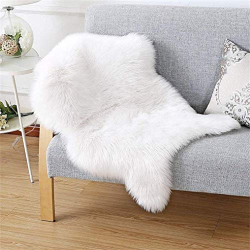 DQMEN Faux Fur Sheepskin Style Rug, lambskin imitation rug, longhair fur, Leather Polyester For Living Room Sheepskin Style Rug (White, 60 X 90 cm)