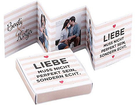 Herz & Heim® Valentinstag Minialbum Bilderrahmen Leporello Collage mit Ihren 3 Fotos Bedruckt in schöner Geschenkverpackung Echte Liebe