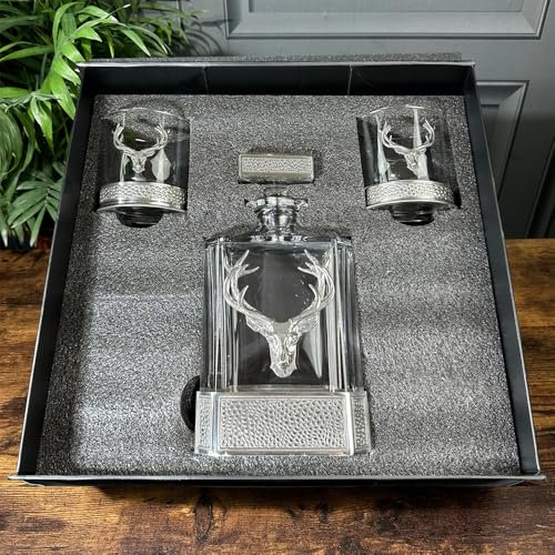 English Pewter Company 650ml Regal Whisky Stag Decanter Gift Set with 2 x 11oz Regal Pewter Tumblers [GSET10]